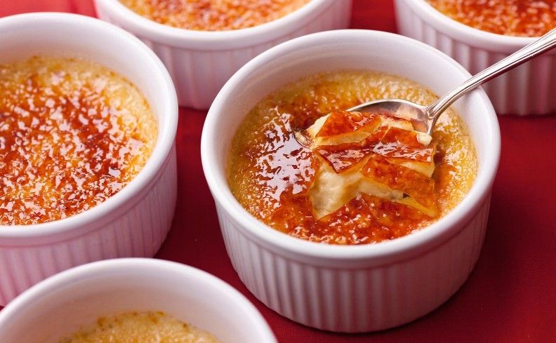 Klasik Fransız Tatlısı: Crème Brûlée Nasıl Yapılır?